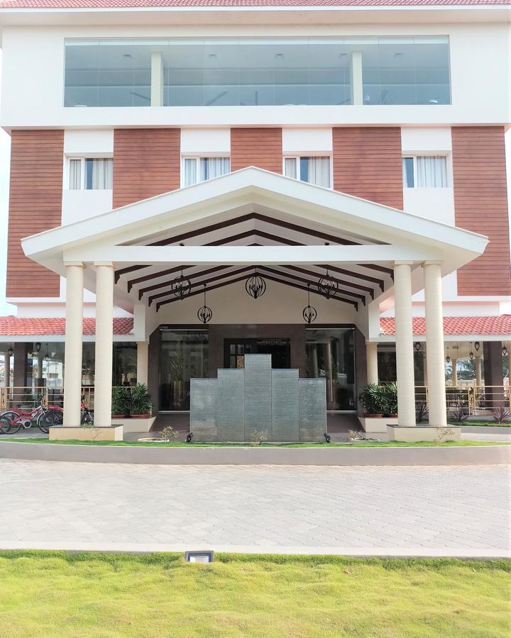 Hotel Aadrika Chikmagalūr Exterior foto